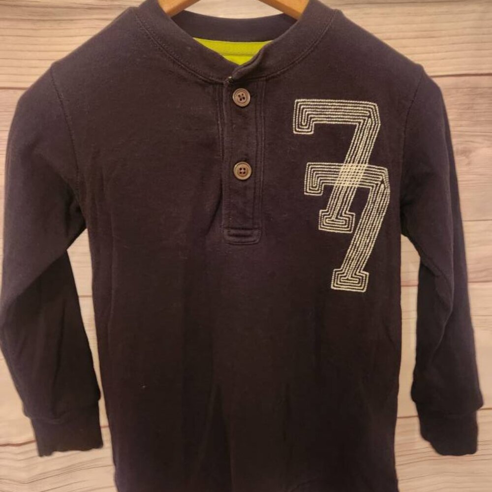 77 kids by American Eagle  size 8 long sleeve shirt
